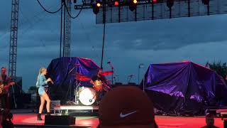 Can’t Stay Mad - Danielle Bradbery Springfield IL State Fair 08/16/2018