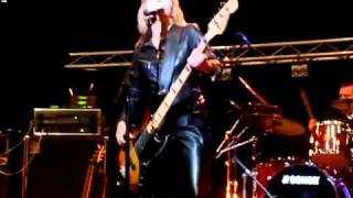 Suzi Quatro - Sometimes Love Is Lettin' Go