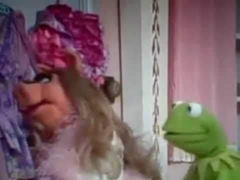 Davida Loca / Part Time - No Boys Till Midnight [Alternate Official Video]