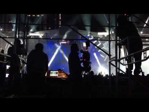 Bob Sinclar feat. Pitbull, Dragonfly and Fatman Scoop - Rock the Boat live in Ankara