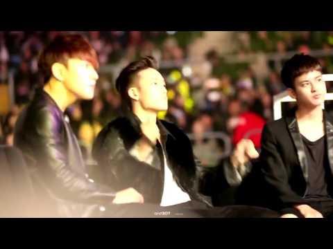 151107 BOBBY 바비 reaction to Dumb Dumb (Red Velvet) @ MelOn Music Awards MMA 2015