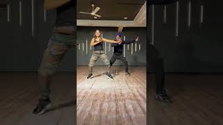 Download lagu Gaddi utte mr singh Likhwaya #shorts mp3