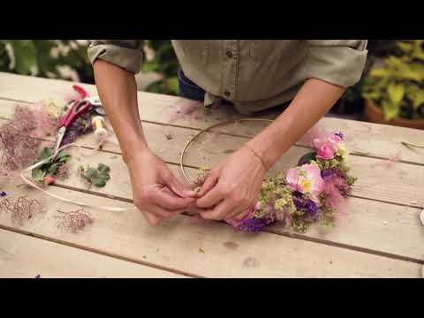 Gartln mit Starkl: Tipp - So bindet man einen Kranz mit Trockenblumen
