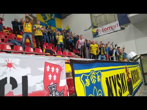 Kibice Stali Nysa na meczu z Olsztynem