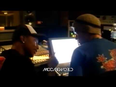 Thumbnail for Pharrell Williams making Hit Songs for Justin Timberlake in the Studio! by Justin Timberlake