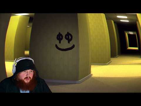 I Played The Backrooms Minecraft Mod…