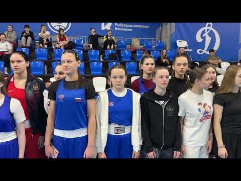 Глава Приморья приветствовал участниц соревнований по боксу.