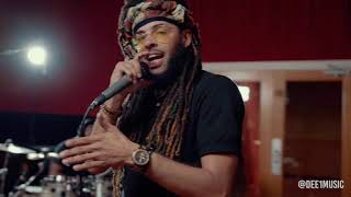 Dee-1 - &quot;Always Knew&quot; (w/Live Band)