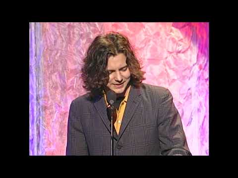 Eddie Vedder Inducts Neil Young at the 1995 Rock & Roll Hall of Fame Induction Ceremony