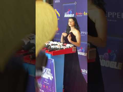 Kulfi Kumar Bajewala Fame Myra Singh Cutess Look in Black Dress At  Event #shorts