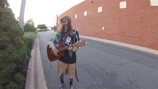 Buddy Appleweed interviews The Hobo Rockstar - Rob Frost -