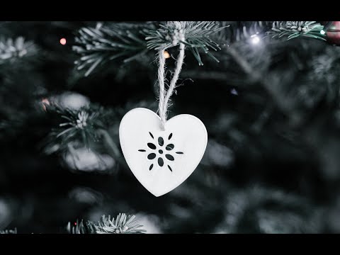 Estera și Monica - O noapte sfântă