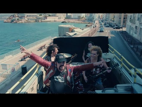 Nashville Pussy "She Keeps Me Coming And I Keep Going Back" Official Music Video