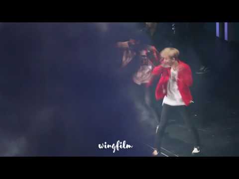 170805SMTOWN SPECIAL STAGE IN HK EXO-CBX Hey Mama