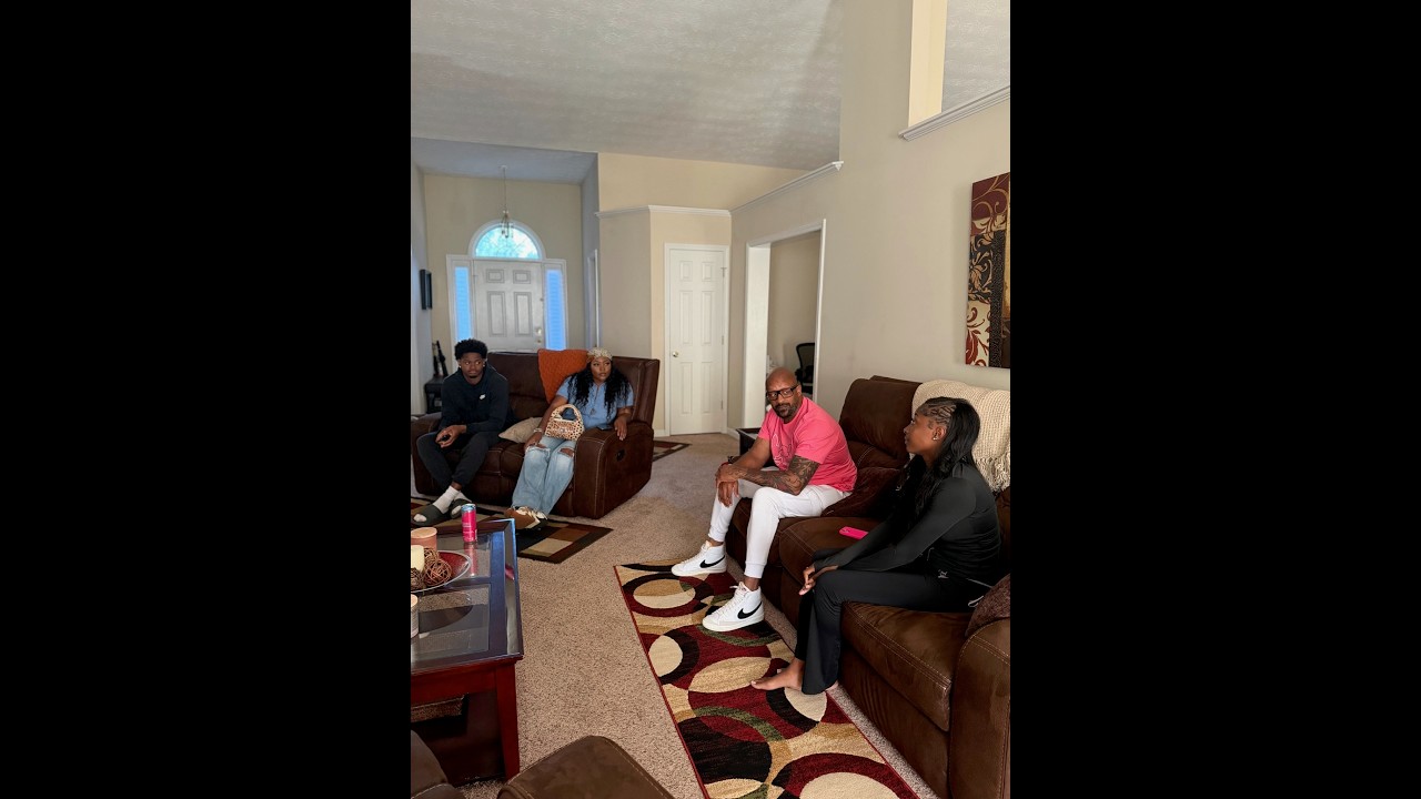 Isaiah’s Mom tells Larry he won’t be accepting any money for prom