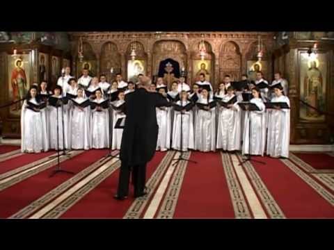Corul Academic Divina Armonie - dirijor Marius Firca
