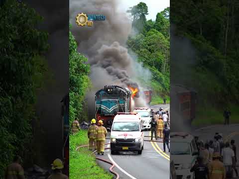 Kereta Api Terbakar - Karya AI