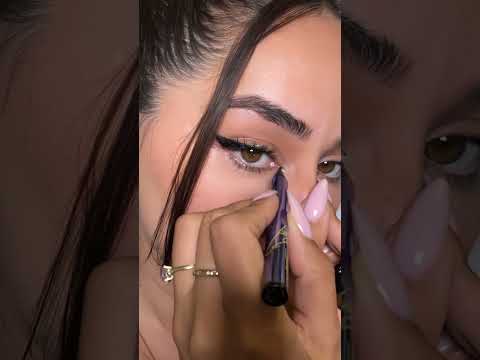 Inner eyeliner hack! #makeup #makeupartist #makeuplook #eyeliner #eyelinerhack #liner #beautytips