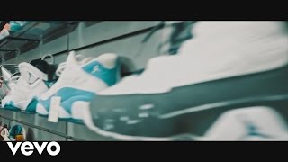 Yowda, Tracy T - Money Made Me Do It