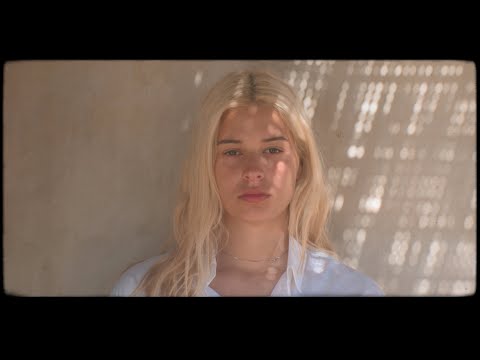 DORA - Call Me Back (Official Video)