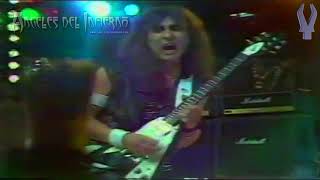 Fuera de la ley Lyrics English Translation