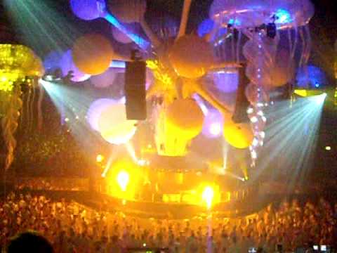Sensation Poland 2008 Wrocław - Marco V (Nick Terranova Vs Oasis - Shake The Wall)