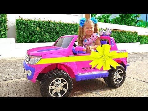 Diana y sus nuevos juguetes – Día de regalos para niños Diana y sus nuevos juguetes – Día de regalos para niños