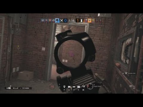 Rainbow Six® Siege :: Maverick round clutch by yours truly