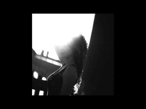 Emma Sameth - Ghost (Prod. DNTST)