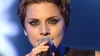 Melanie C - Northern Star (Live at TOTP 1999) • HD