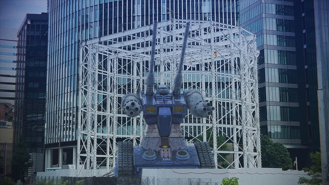 実物大ガンタンク 名古屋駅前