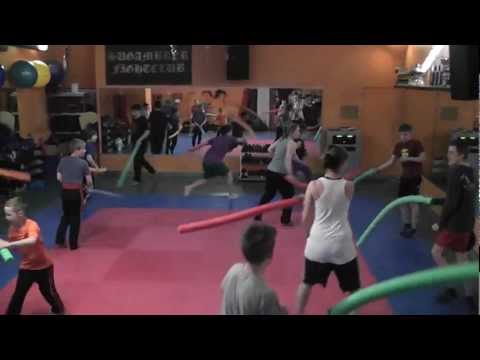 2013-03-13 Junioren Kampfsporttraining - Knallhartes Aufwärmtraining - Sugambrer Fightclub