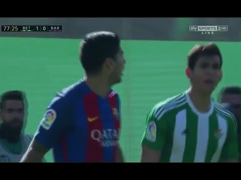 Aissa Mandi vs FC Barcelone ( Mandi sauve le Real Betis )