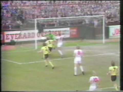 ORIENT V CRYSTAL PALACE  5TH MAY 1979 - First Half