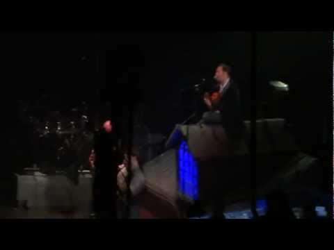 Tryo - Serre-moi @ Bercy - 28.03.13