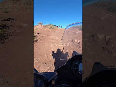 llegando a los gigantes-Villa el chocon. versys 300