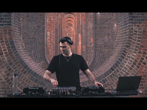 Paride Saraceni Live from Balcombe Viaduct, UK [Melodic Techno Set - 4K]