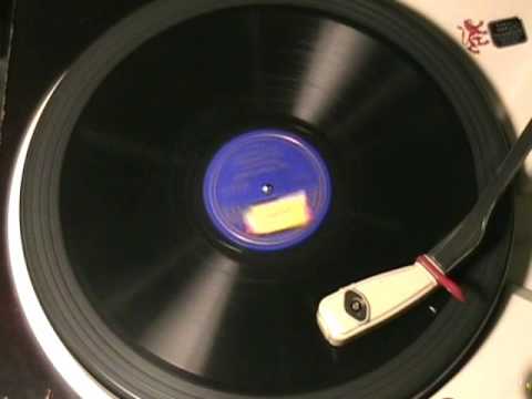 THE PEANUT VENDOR by Louis Armstrong 1930