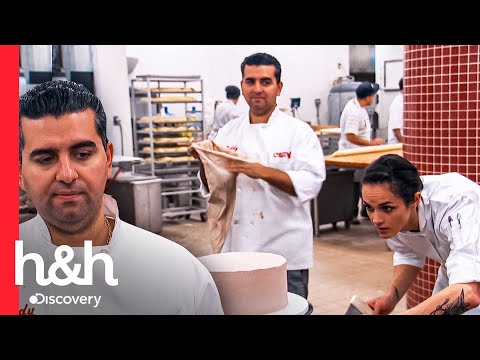 Un gran pedido de pasteles crea tensión entre el equipo de Buddy | Cake Boss | Discovery H&H