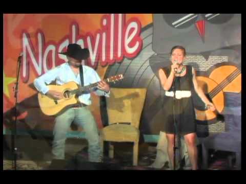 Nashville Hootenanny / Alexia Van Horn 