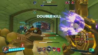 Paladins Cassie banging the wall