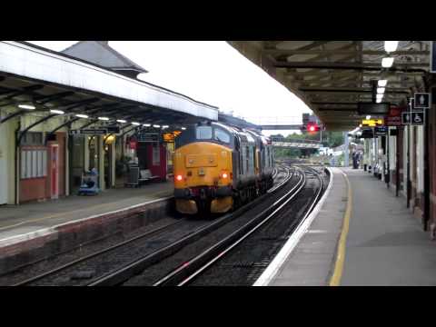 37682 + 37409 pass Basingstoke working 0Z37 Eastleigh to Didcot 09/07/2012