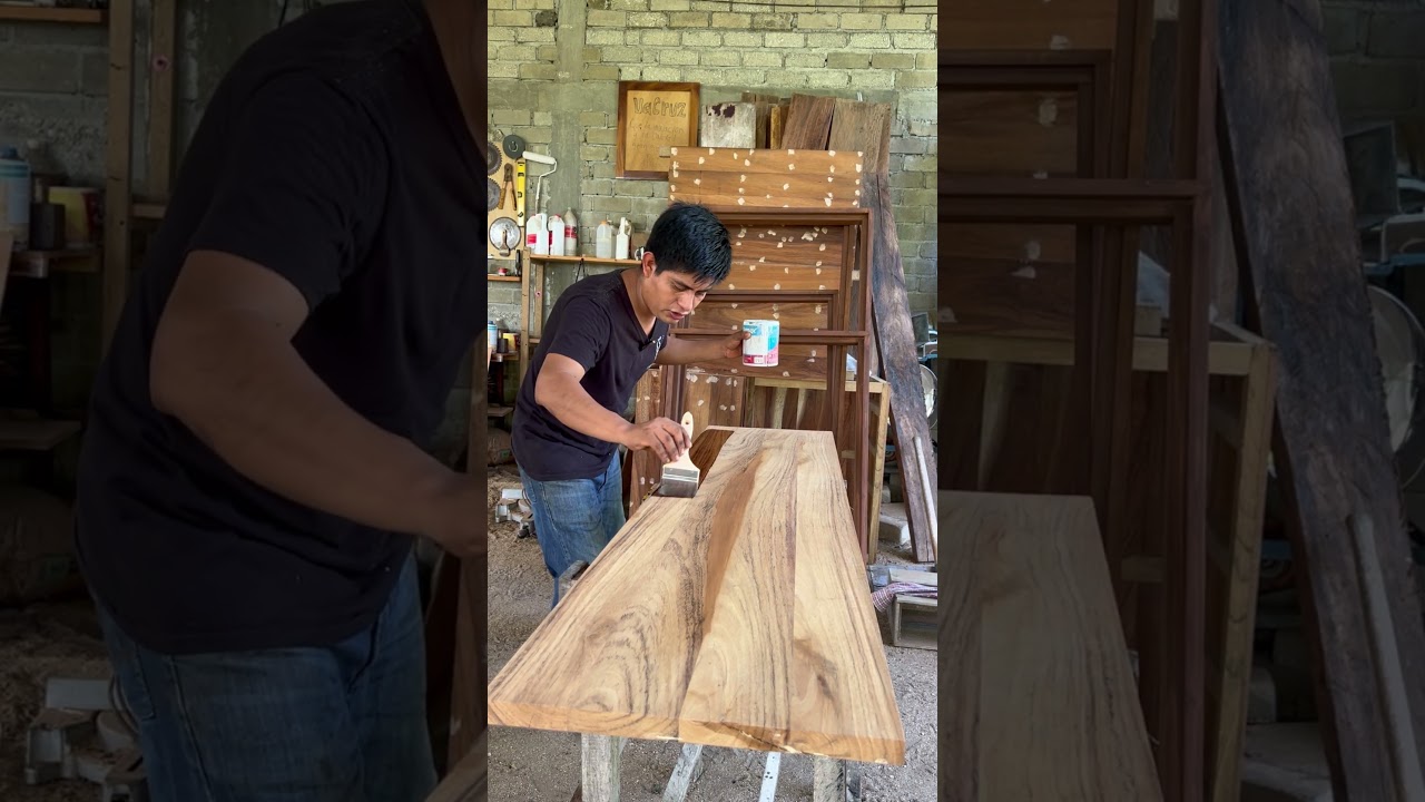 Aplicación de fondo y barniz de poliuretano.  #parati