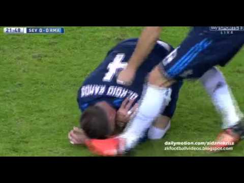 0 - 1 Sergio Ramos Fantastic Bicycle Kick Goal   Sevilla v  Real