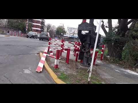 Locomotoras CSR SDD7 en Villa Devoto (32): Reparación de barrera rota