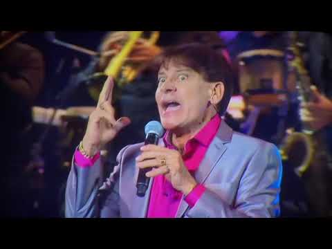 Sonhar contigo, sonhei com você, duas flores e o relógio, primeira faixa do DVD Vem dançar comigo.