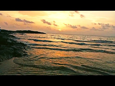 Just feel it 🙂 || Akasha Beach 🏖️ || Mumbai Beach Sunset 🌇