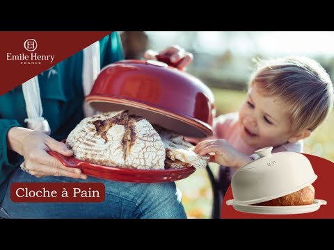 Форма с куполом Cloche Pain для хлеба Emile Henry (базальт)