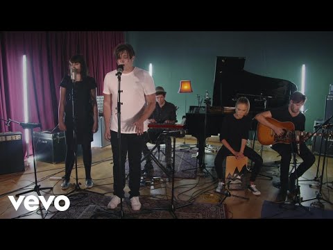 Jolan - Hold Me Like You Love Me (Acoustic)