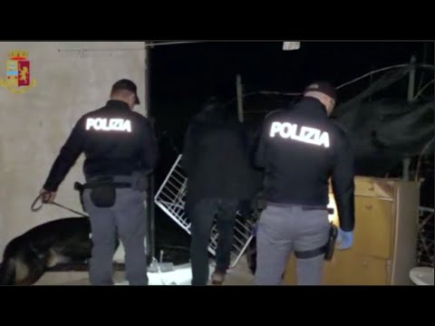 'Day by Day', smantellata rete di spaccio, 15 arresti a Mesagne